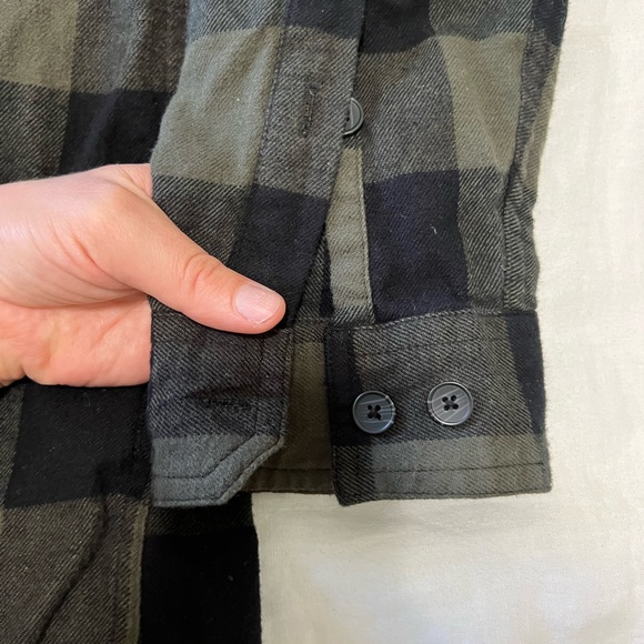 Tilly green and black flannel - Picture 4 of 5